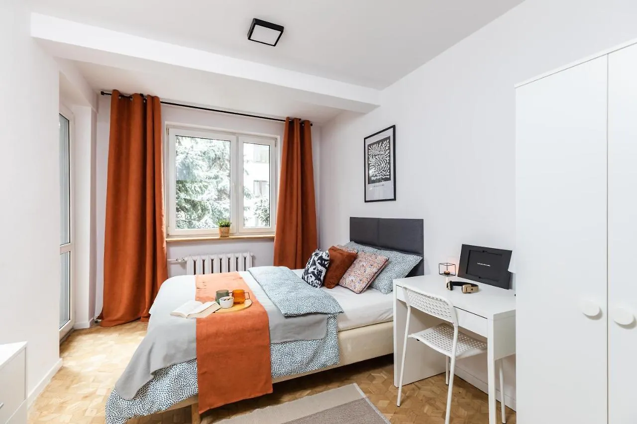 Room Bohaterow Wrzesnia Варшава