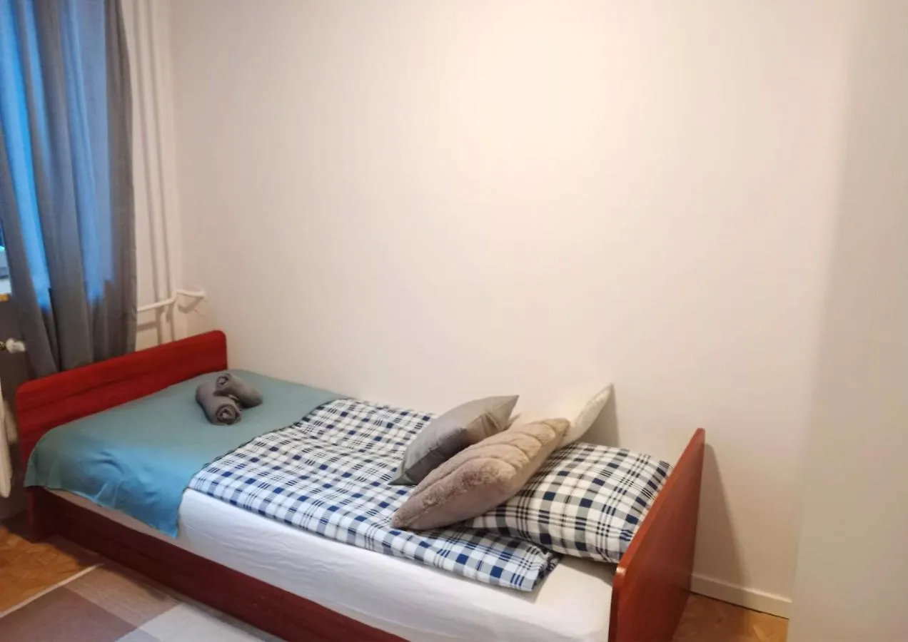 Апартаменты Room Bohaterow Wrzesnia Варшава
