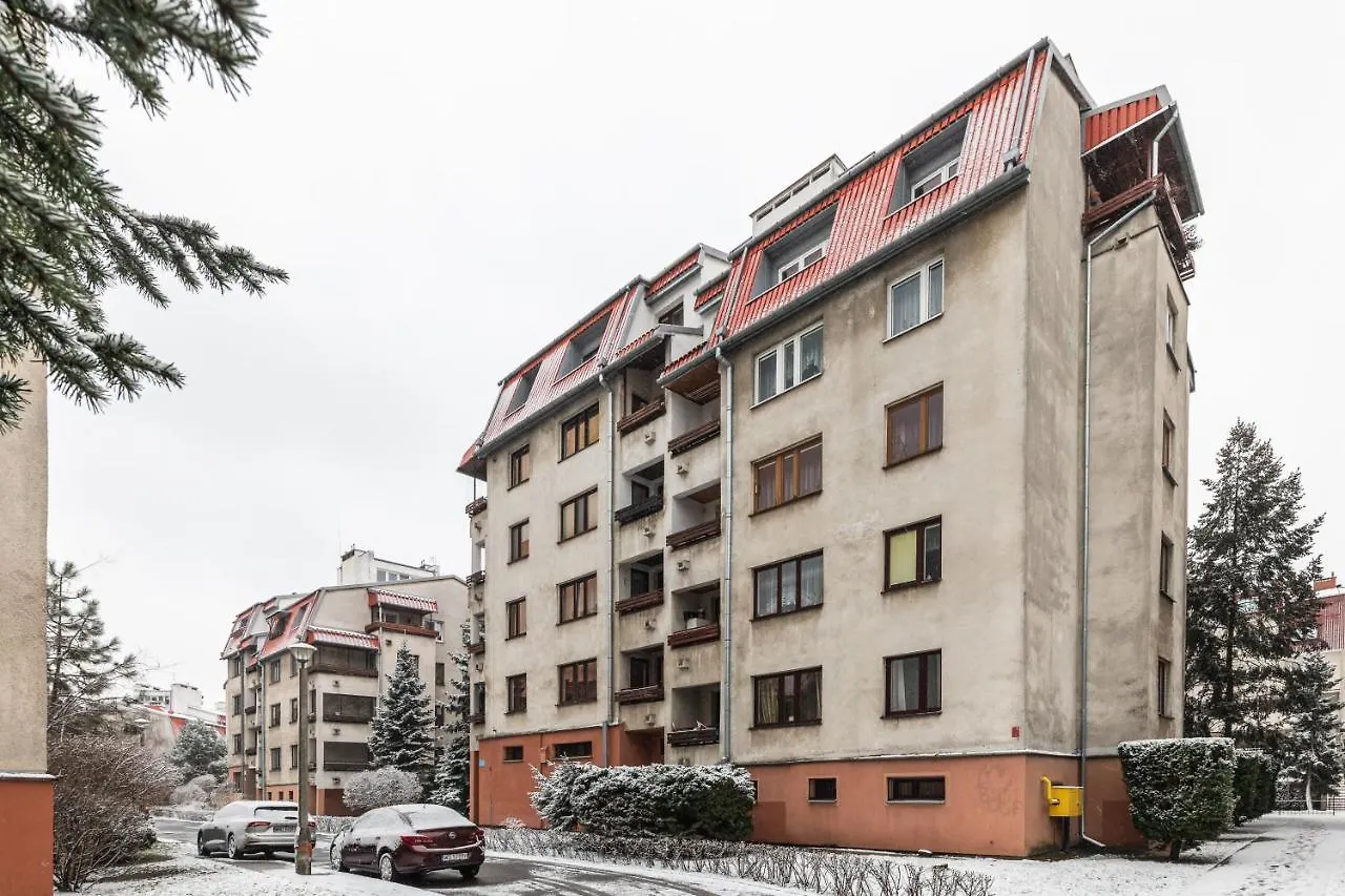 Room Bohaterow Wrzesnia Варшава Апартаменты